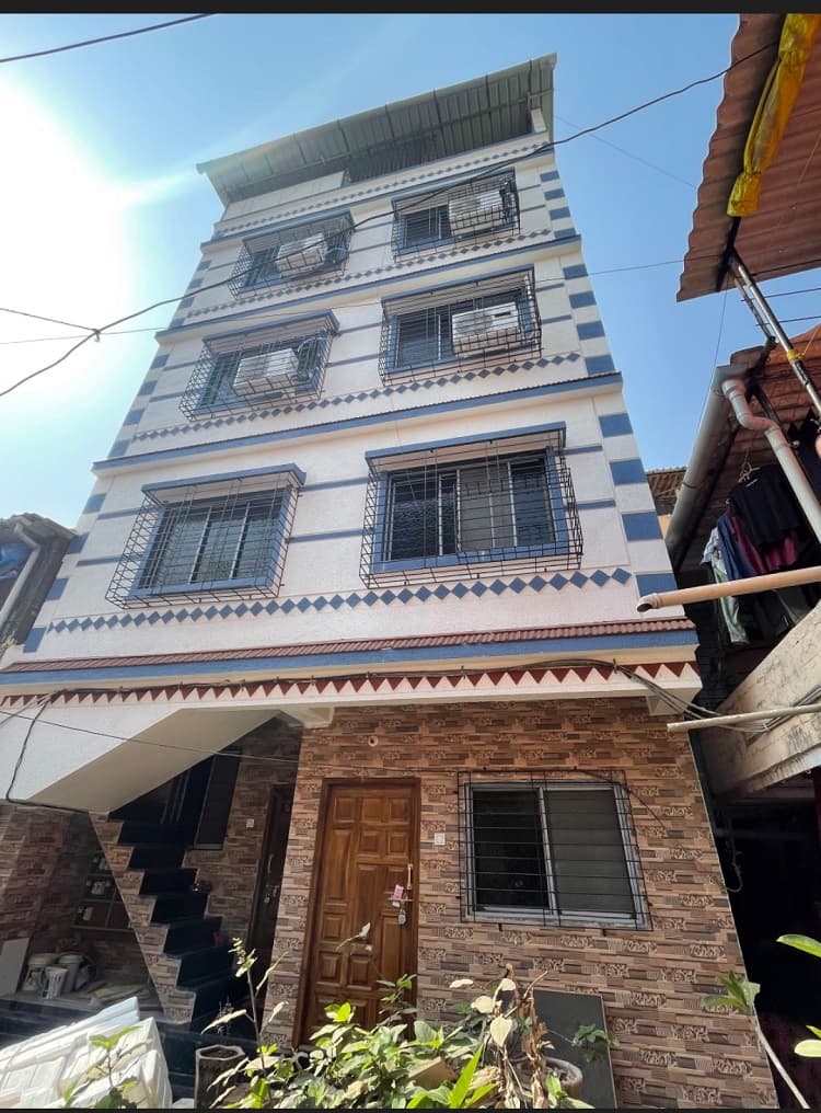 White Pearl PG| Boys PG | Best PG in Airoli