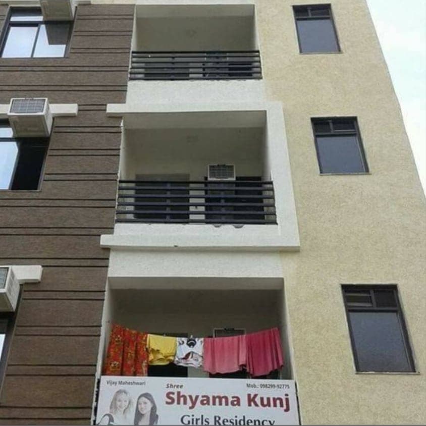 Shree shyam PG & tiffin center