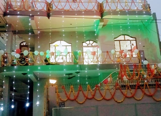 Maa Pitambara PG/boy's hostel and tiffin services