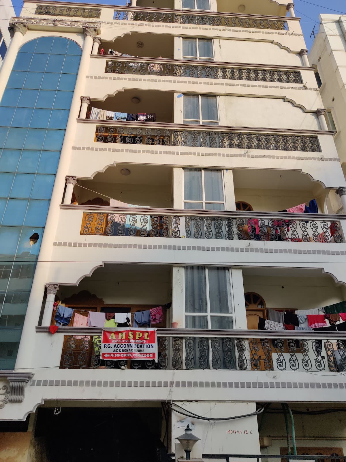 Sri Nidhi Women’s hostel/ PG