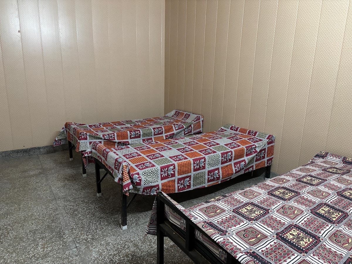 Offside Hostel & PG