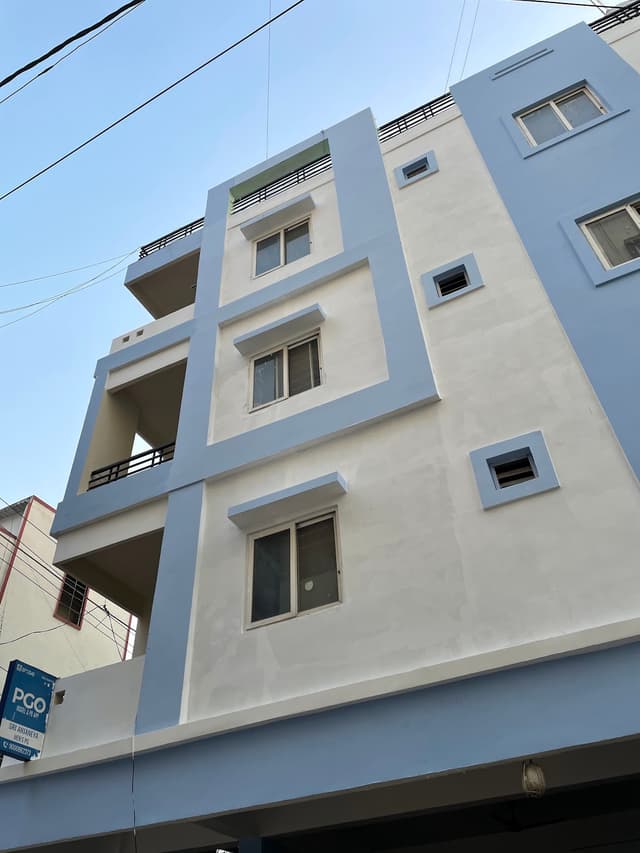 Sri Anjaneya Executive Mens Hostel