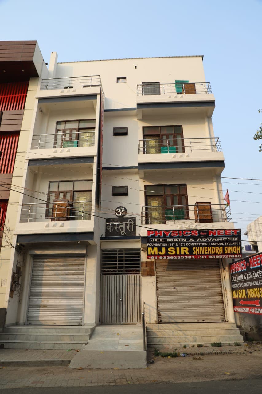 Om Kasturi Girls Hostel