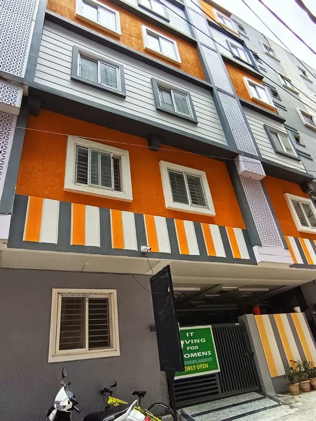 IT living for women's hostel