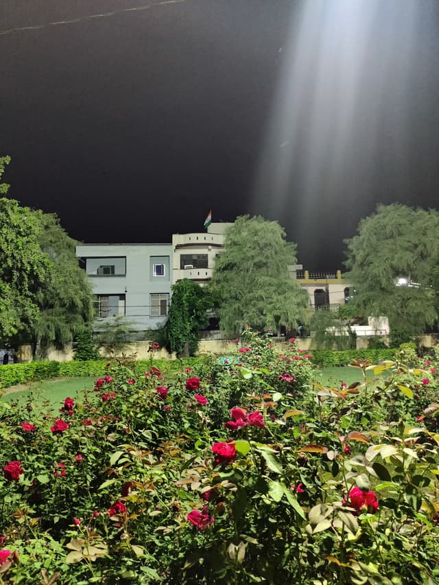 Maa Hostel and Boarding House
