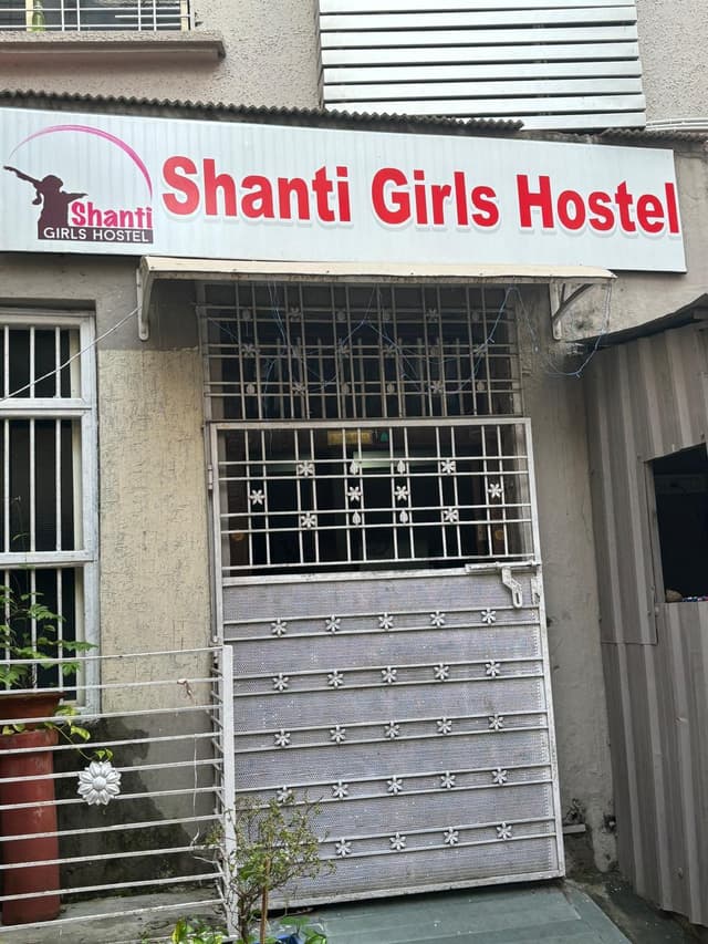 Shanti Girls PG