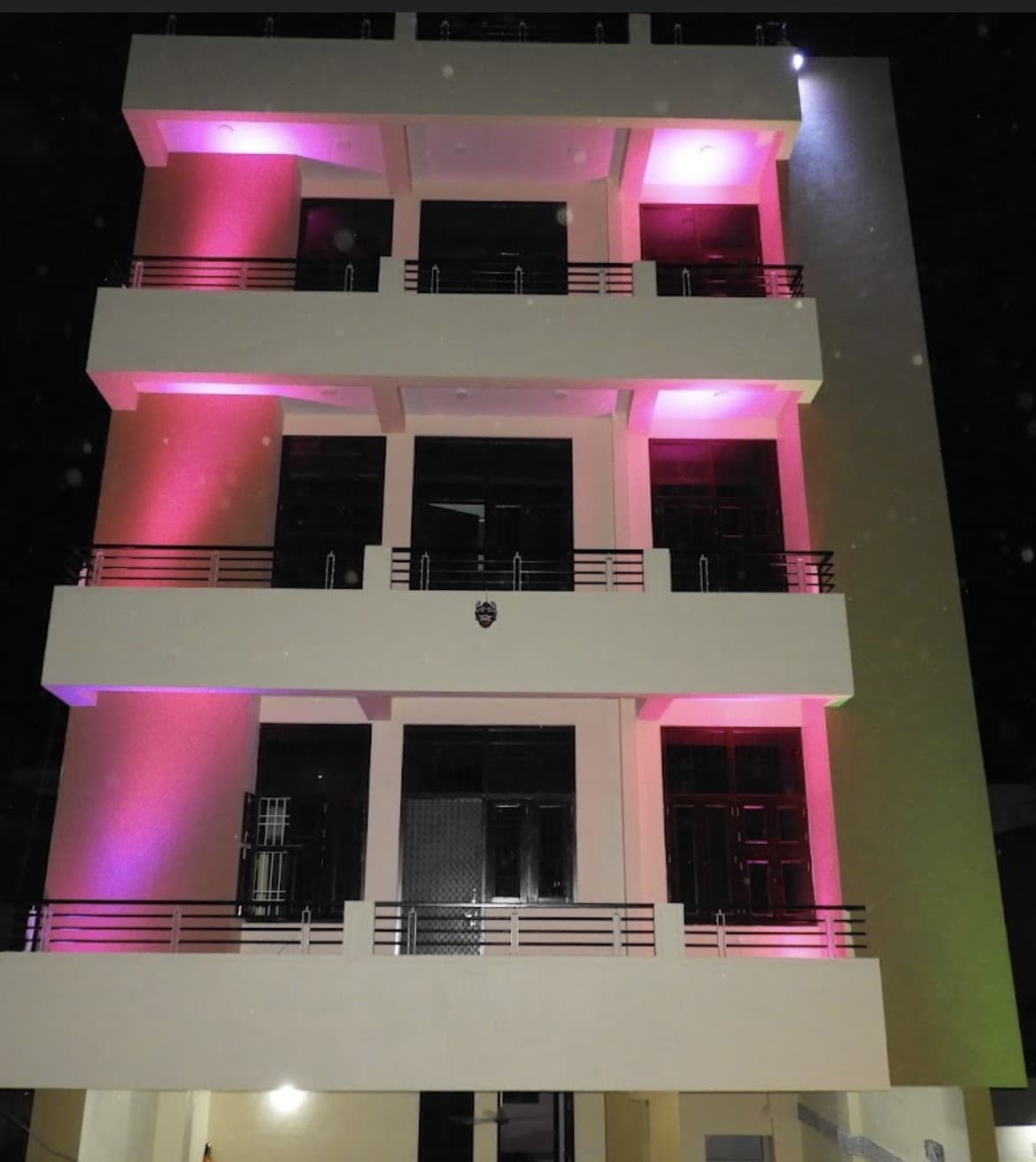 Aaradhya pg girls hostel