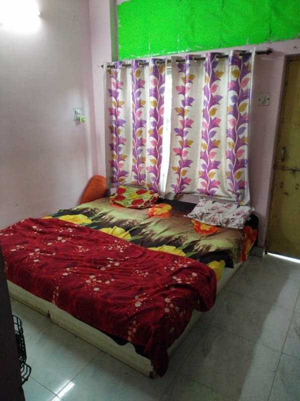 Paldhikar Girls PG