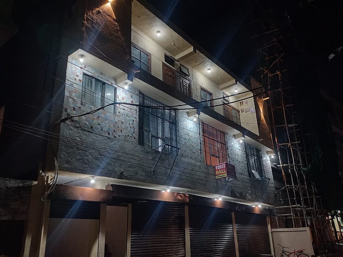 Jains Rooms / hostel / PG for Boys and Girls.