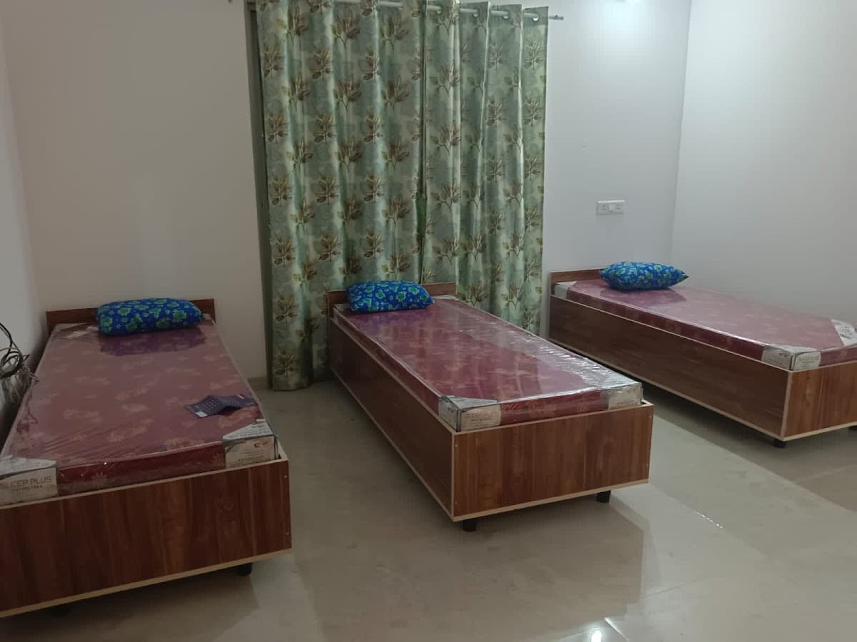 Thanu PG Services