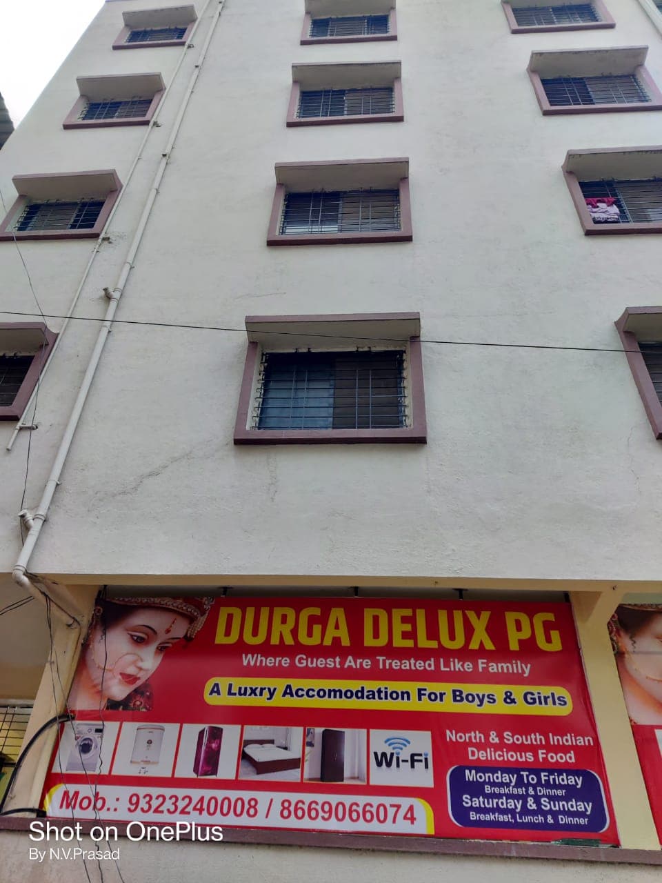 Durga Delux PG