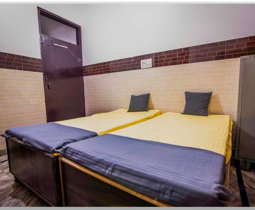Raj pg hostel