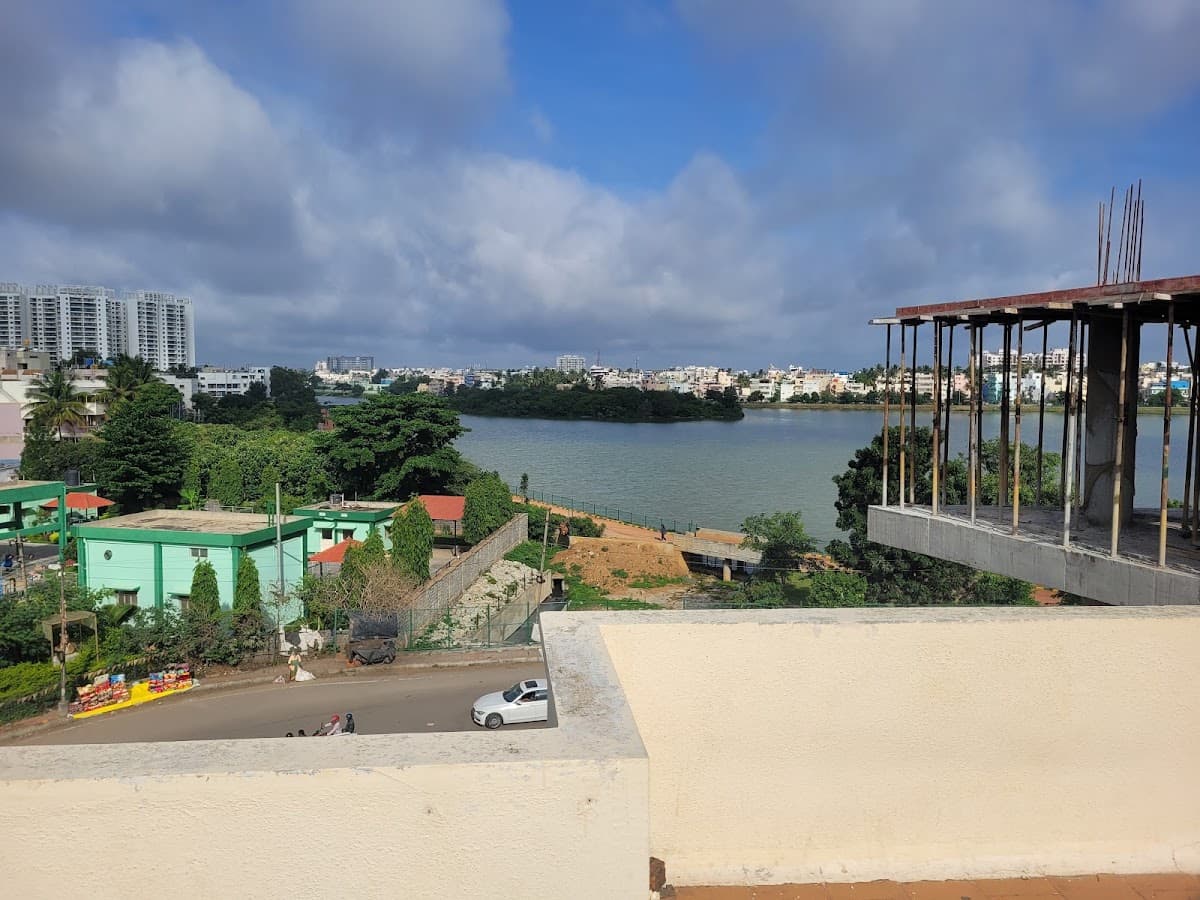 Shree Nideshwara Ultra Luxurious Ladies PG