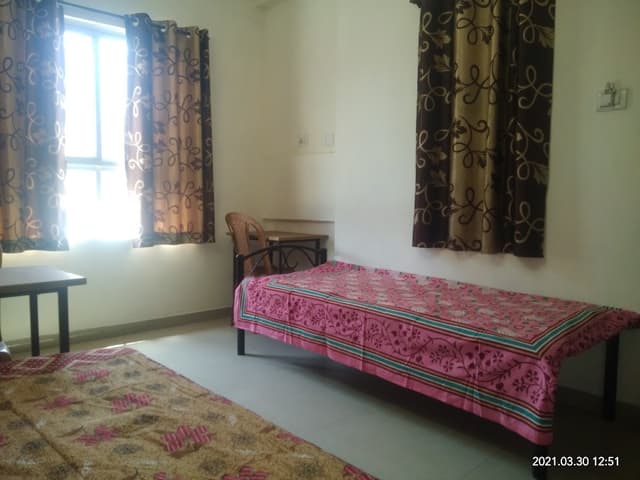 Shreya Girls Hostel