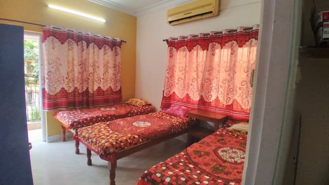 Anjana Luxurious PG