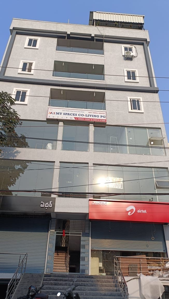 MySpaces Luxury PG Men's Hostel