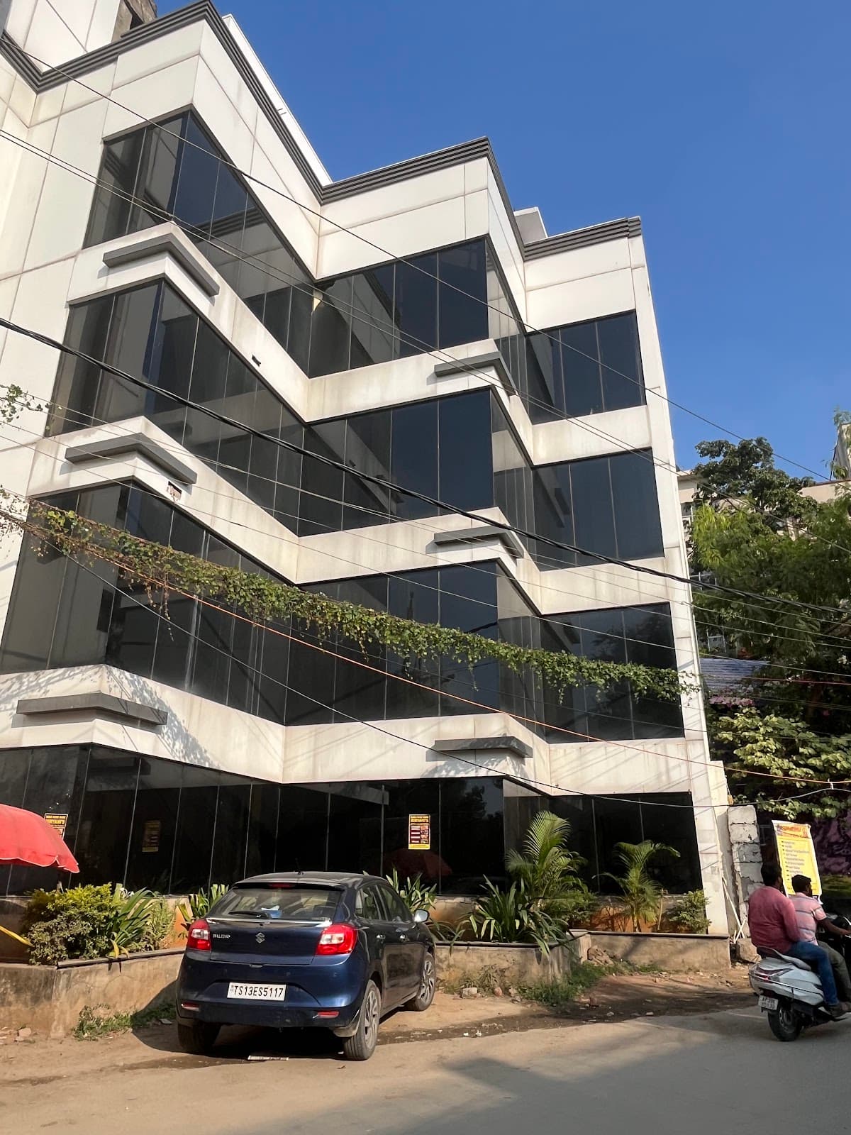 Gopi Krishna Executive Men’s PG and Guest House