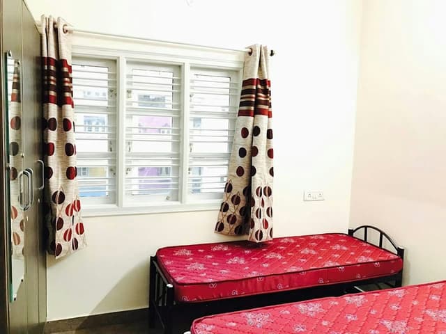 Lakshmi Boys and men's PG ACCOMMODATION