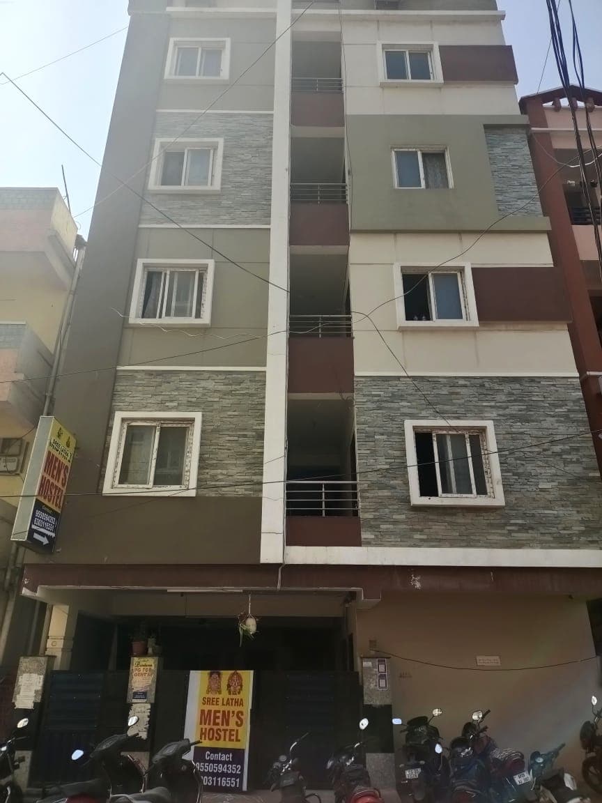Sree Latha Men's PG and Hostel