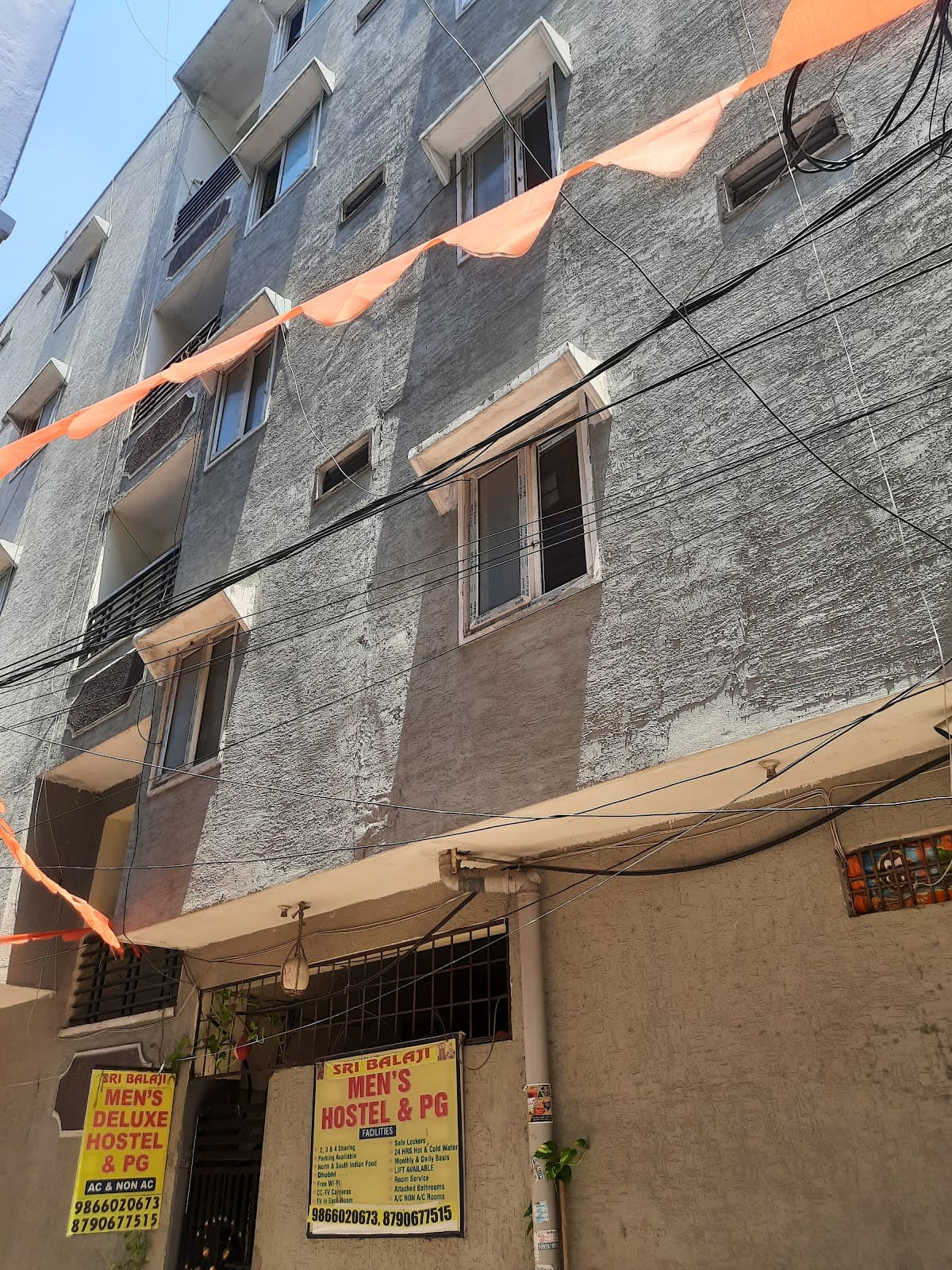 Sri Balaji Mens Deluxe Hostel & pg