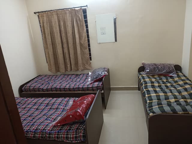 KR boys hostel/PG/Accomodation
