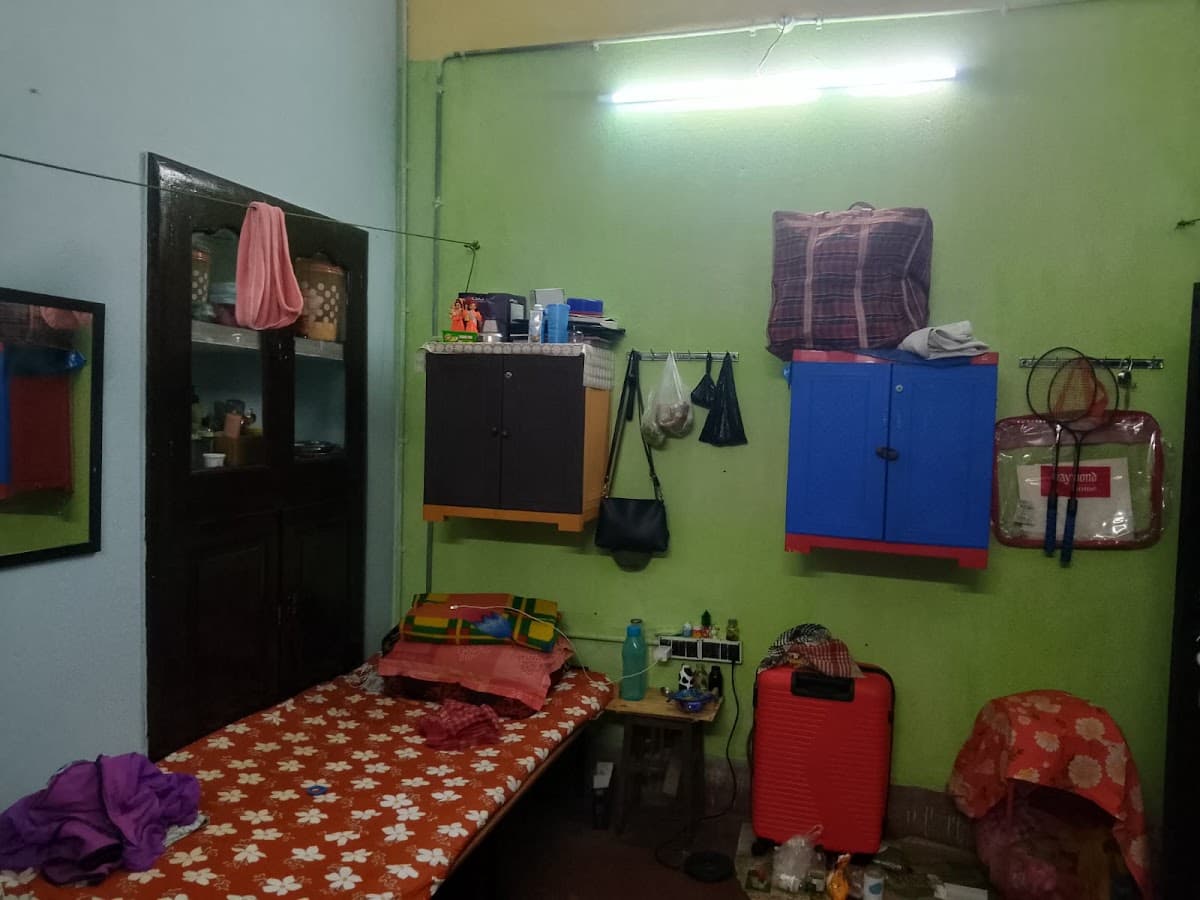 Shayamoly Ladies Hostel