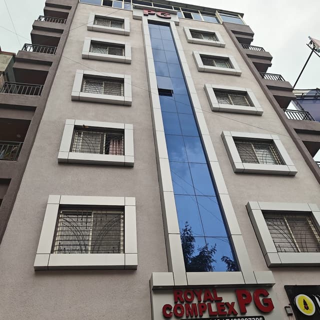 Royal Complex PG Services