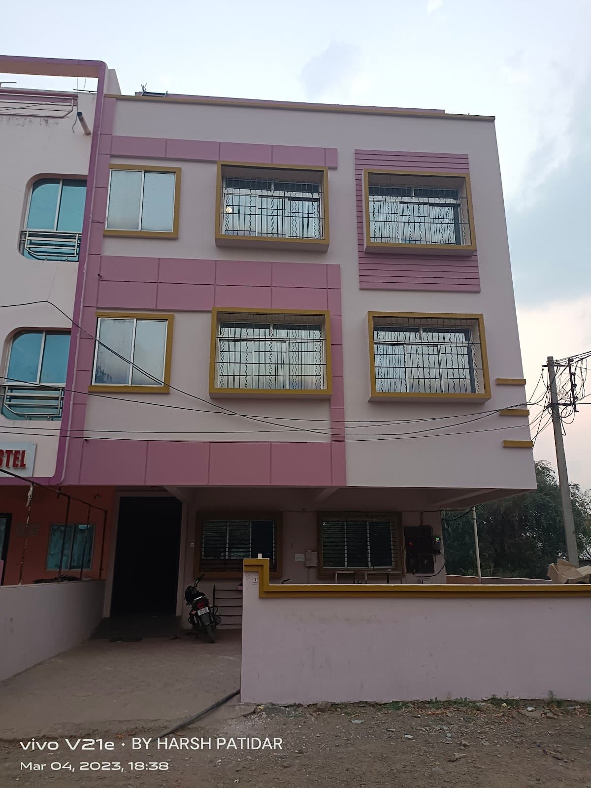 Om Sairam Girls Hostel
