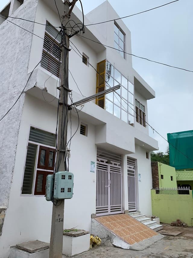 Green view Girls PG