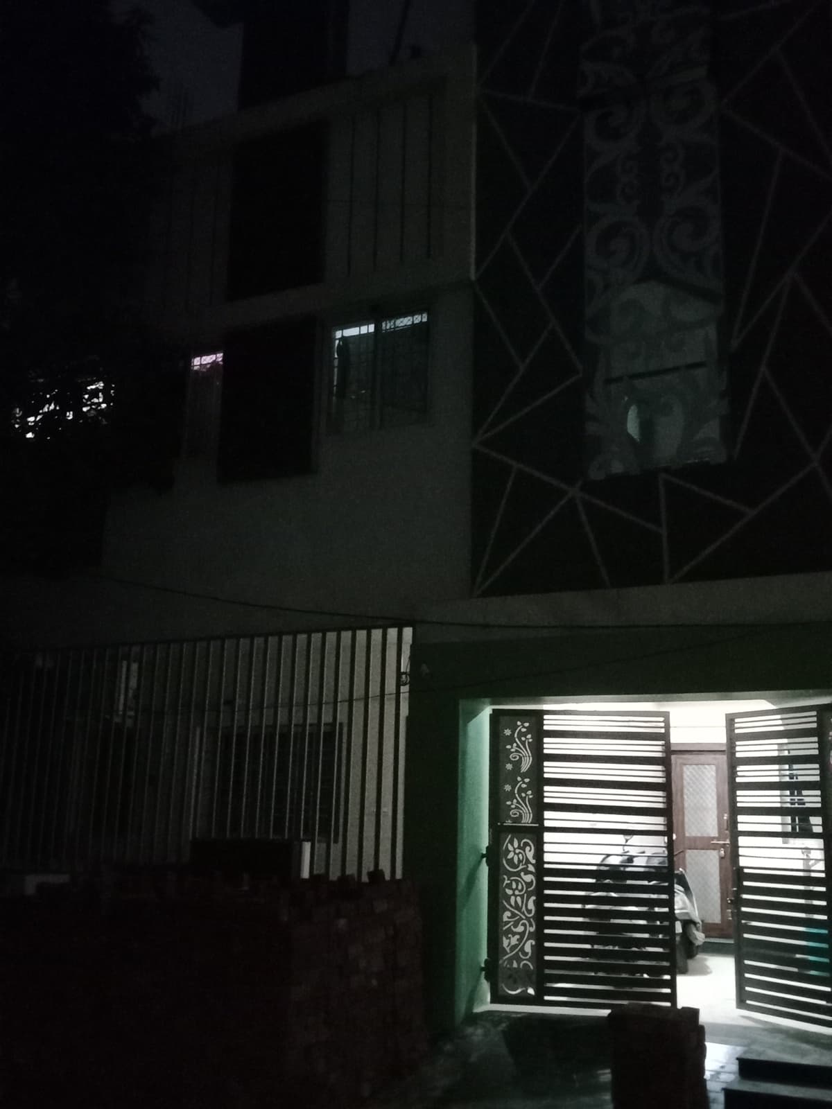 Aastha Girls Hostel