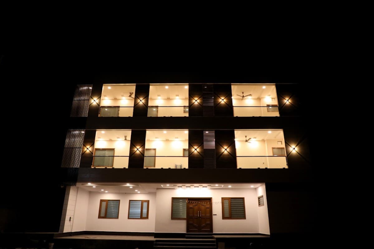 kiran villa girls hostel