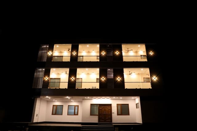 kiran villa girls hostel