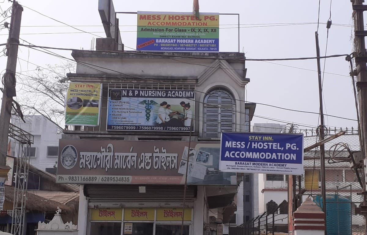 barasat modern paying guest