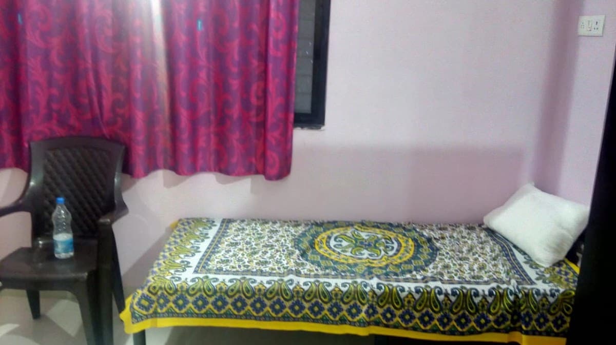 Sri Venkateswara Luxury Gents PG