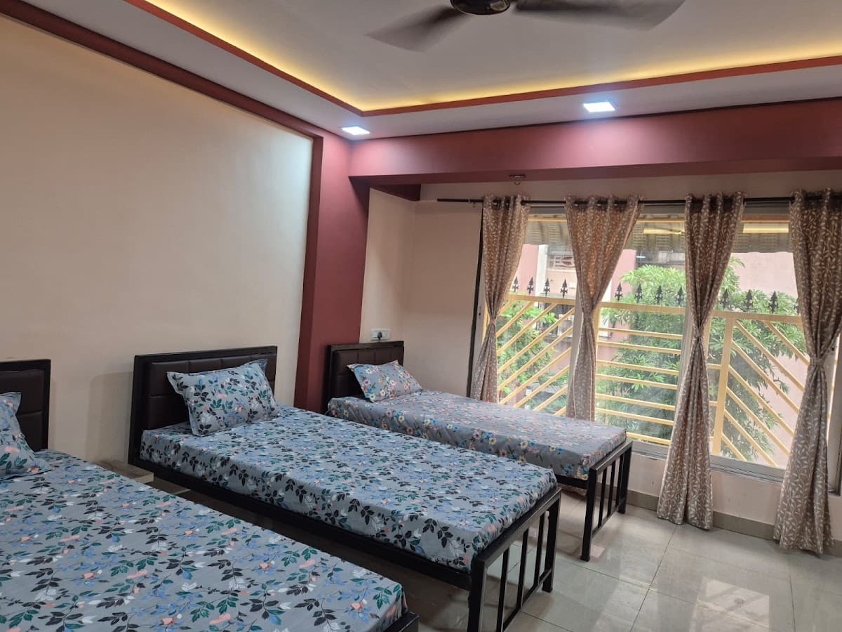 Ghar Apna P g service