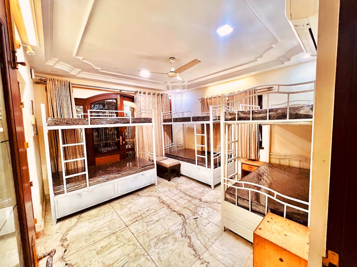 Ansh accommodation pg