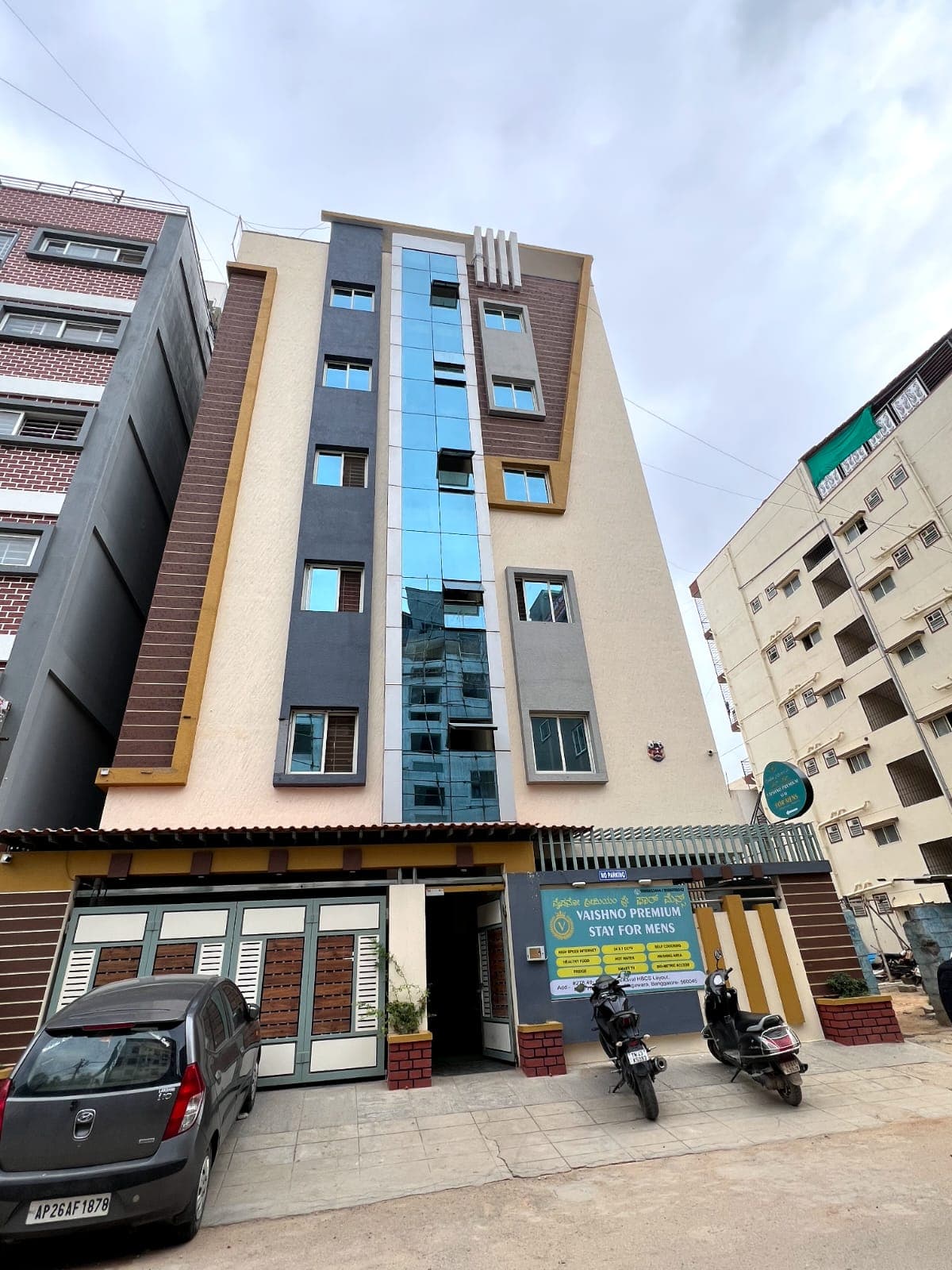 Vaishno Premium Stay For Mens