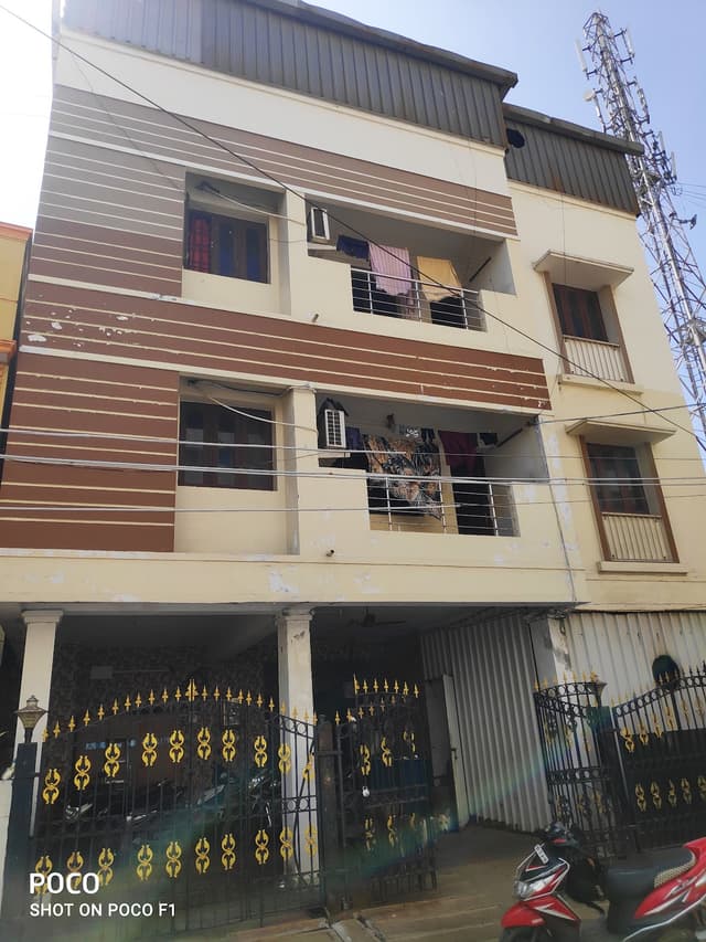 Srinivasa Mens PG