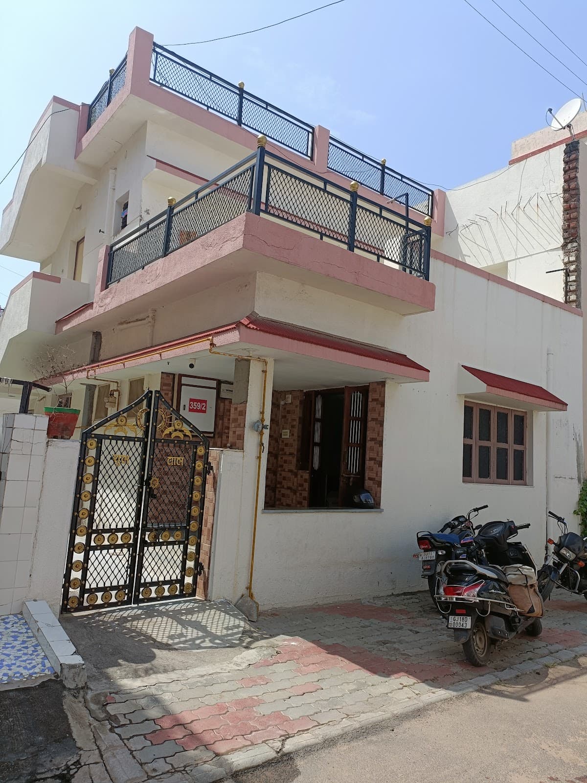 Rudraksha Hostel and PG/Hostels