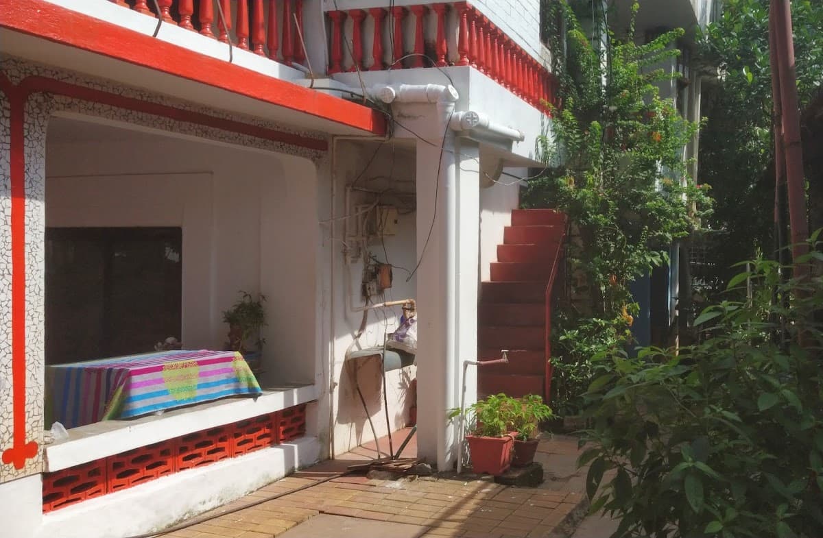 Shalandas guest house