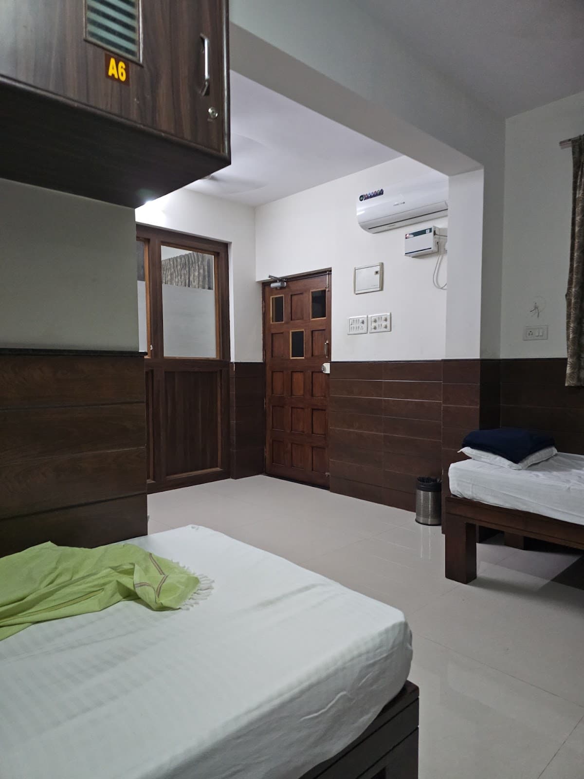 Go Goa Dormitory