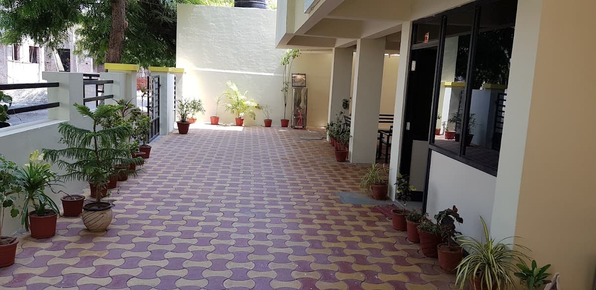 Omshiv Girls hostel