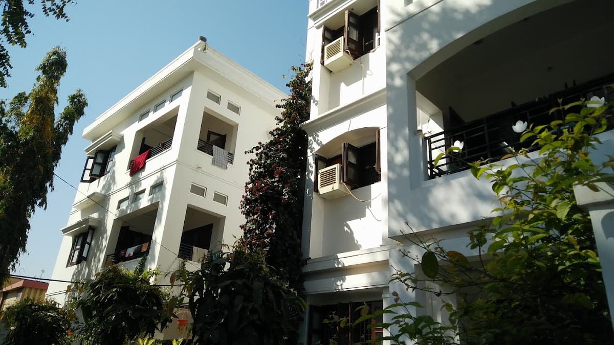 SUKHAM GIRLS HOSTEL(P.G.)