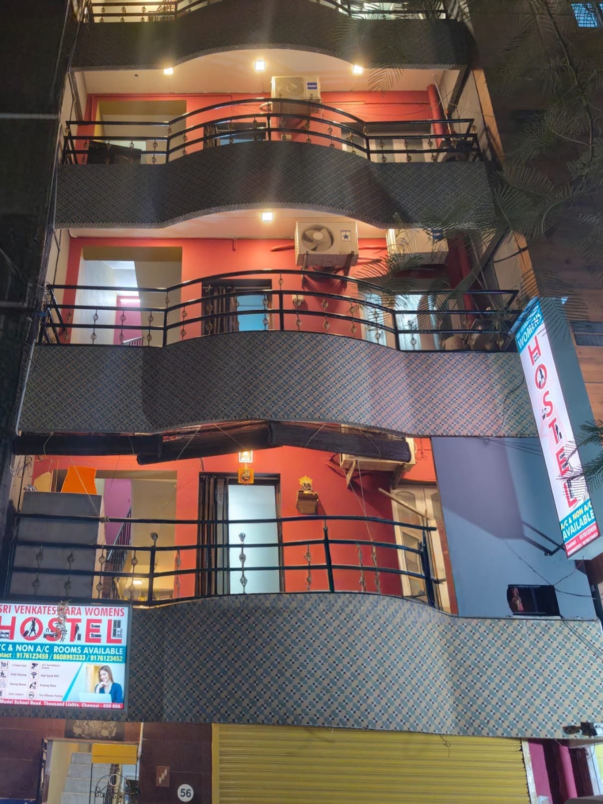 SRI VENKATESWARA WOMEN'S HOSTEL