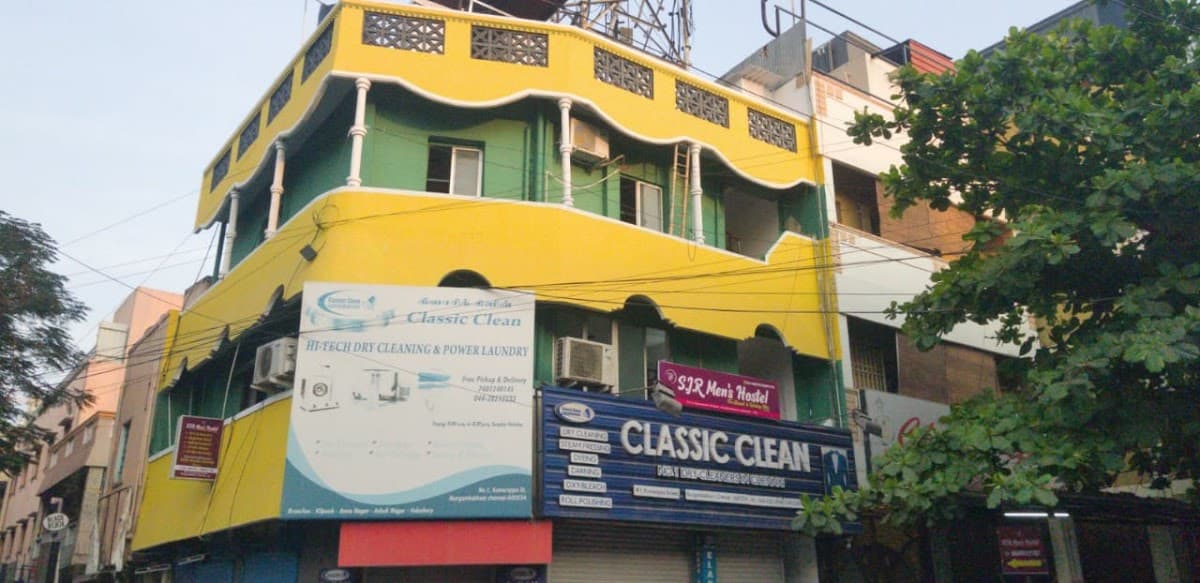 SJR MEN'S HOSTEL