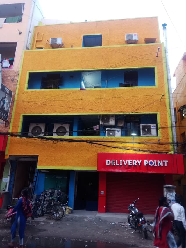 Sri kasthuri hi-tech ladies hostel