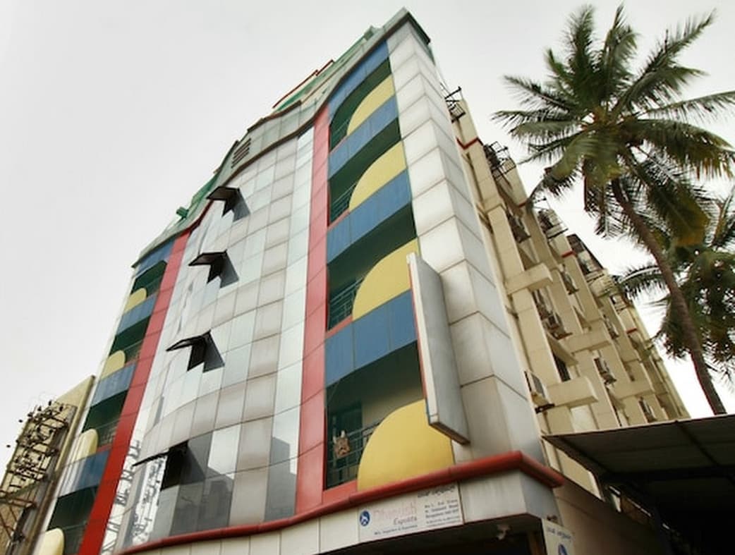New SR Stay Inn Luxury Boys PG