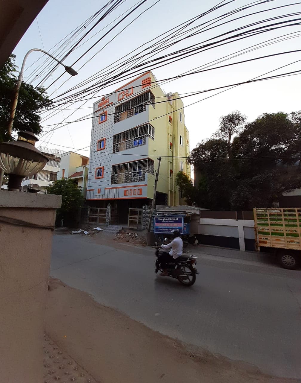 Sree Siddhi Vinayaka Mens PG