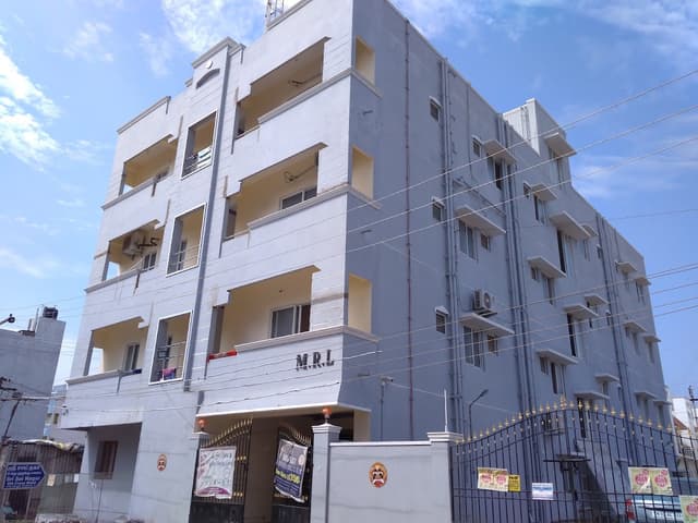 SRI VARU LADIES PAYING GUEST