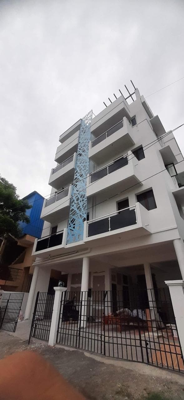 Sri Lakshmi Narayana Deluxe Gents PG